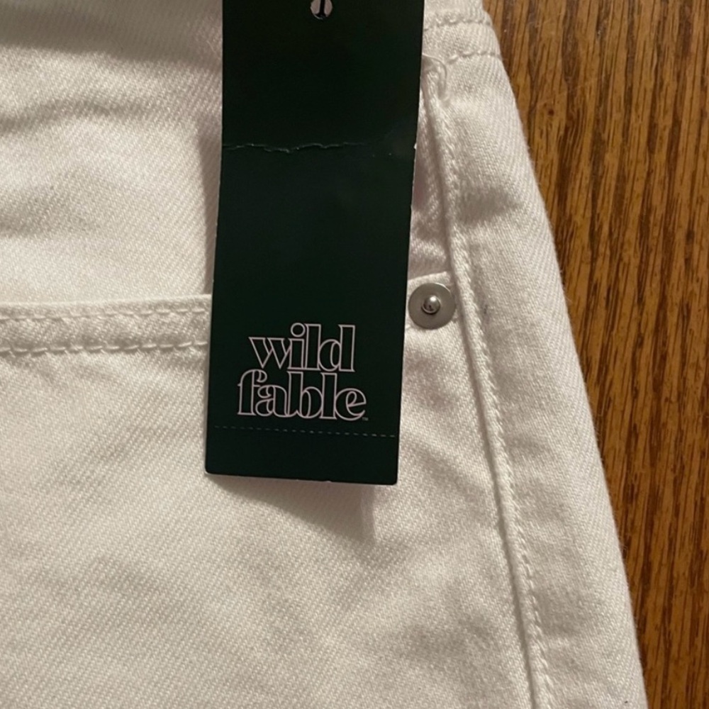 NWTS Wild Fable High Rise White Mom Shorts - Picture 4 of 9